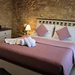 Vasilis House Theológos